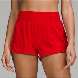 Lululemon Hotty Hot HR 2.5 Shorts